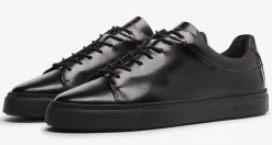 Izeda Black