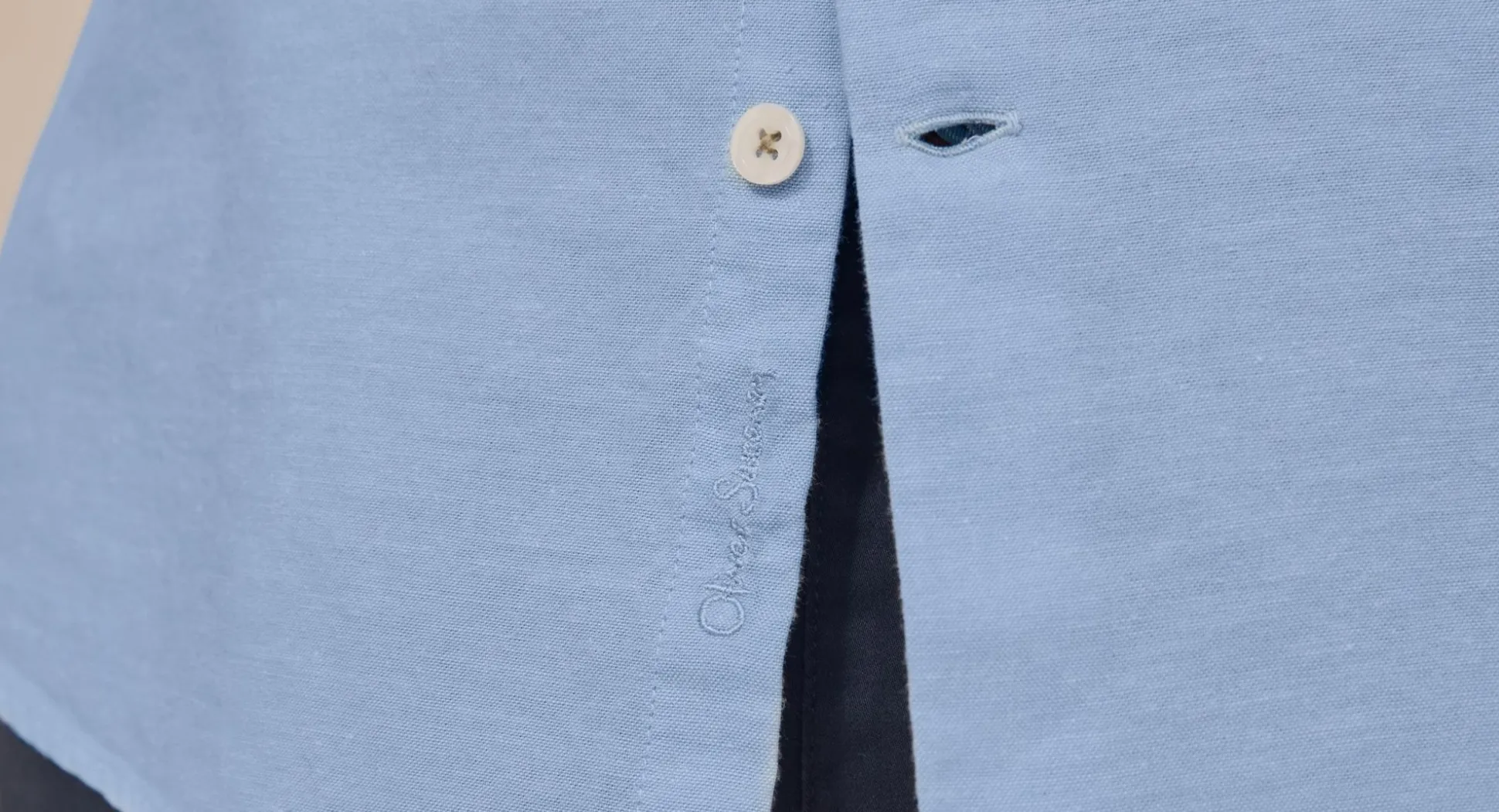 Lobata Light Blue